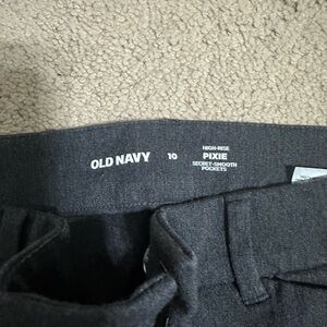 Old Navy Charcoal Pixie Pants
